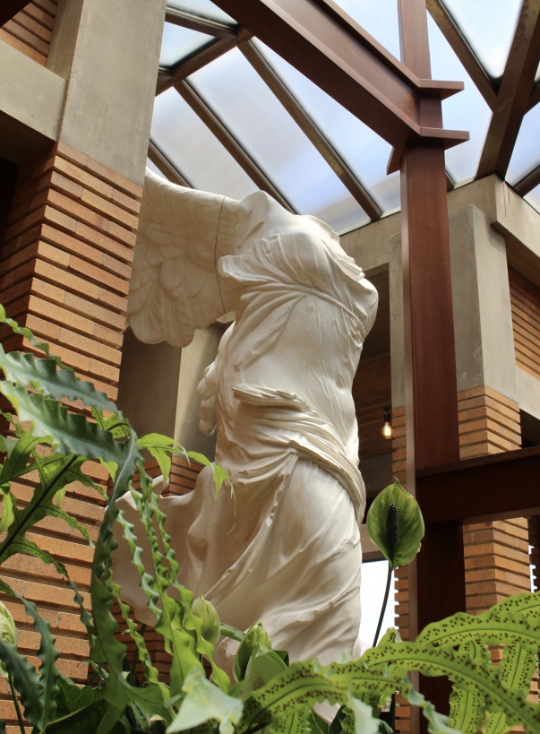 statue of Venus