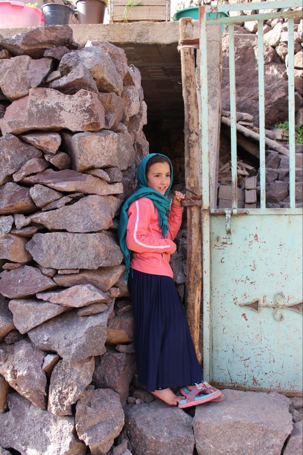 local girl in Aroumd